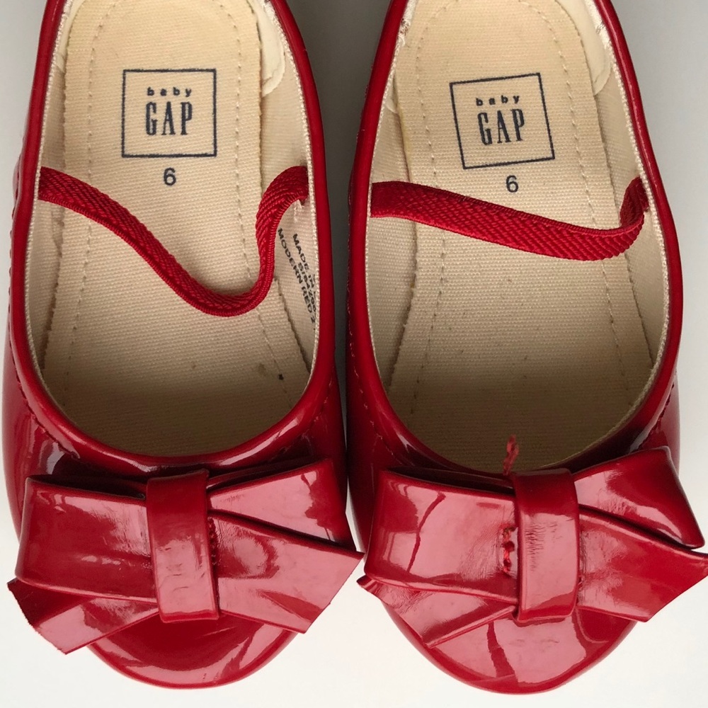 Gap toddler ballet flats - size 6